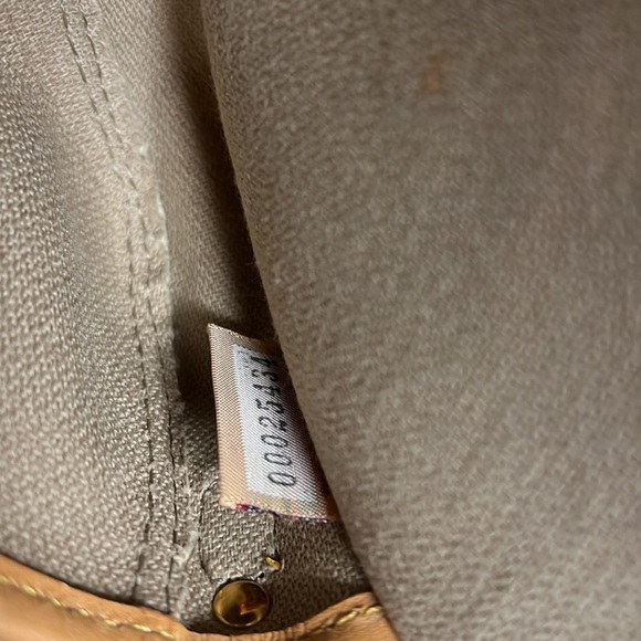 Dooney and Bourke Flap Snap Wristlet Cream Beige - Picture 8 of 10